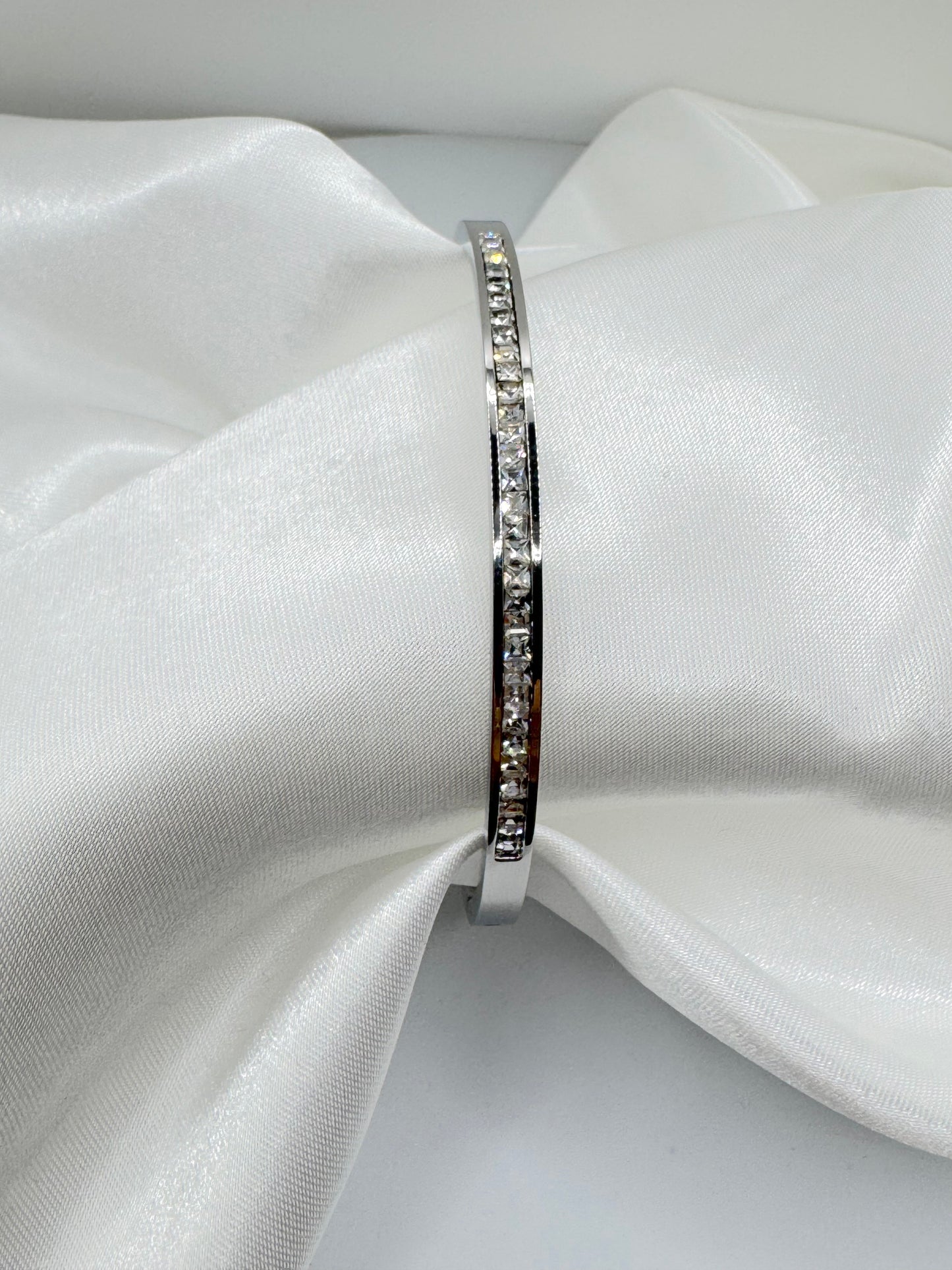 DONNA BANGLE SILVER