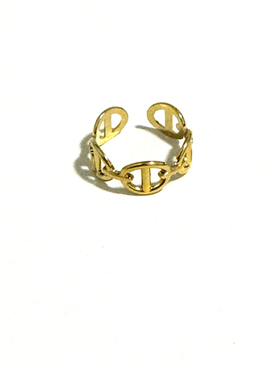 SIGNATURE RING