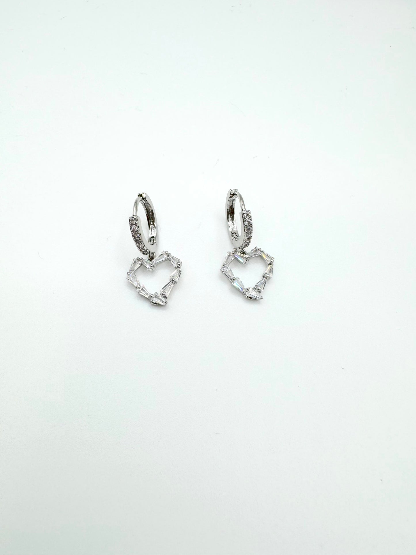 JESSIE HEART HOOP EARRING