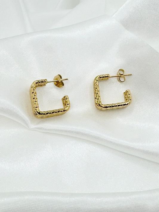 ANGGUN EARRING