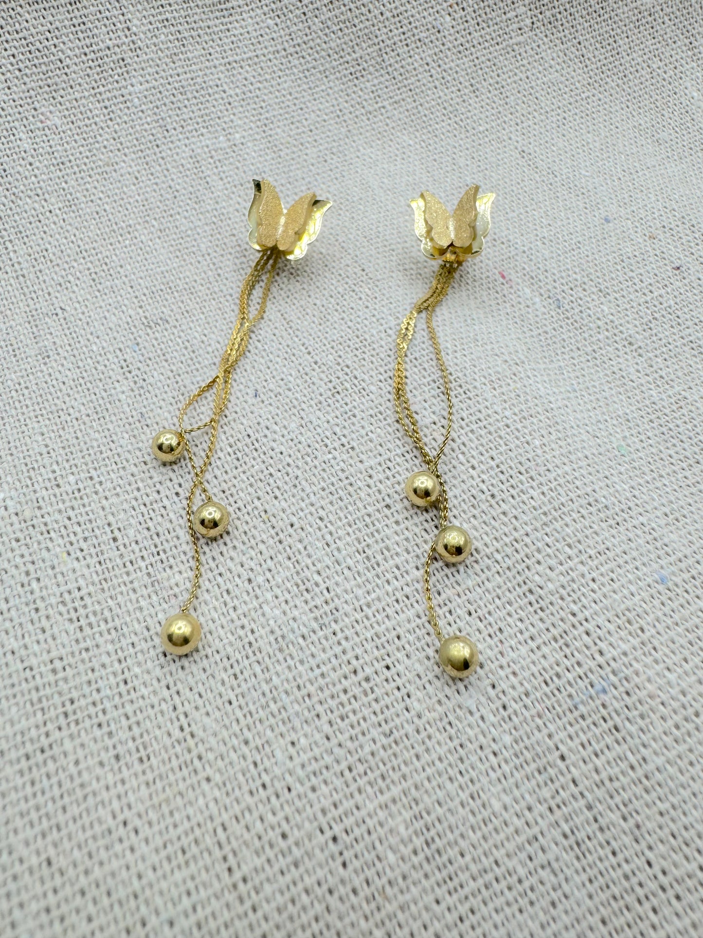 BUTTERFLY EARRING